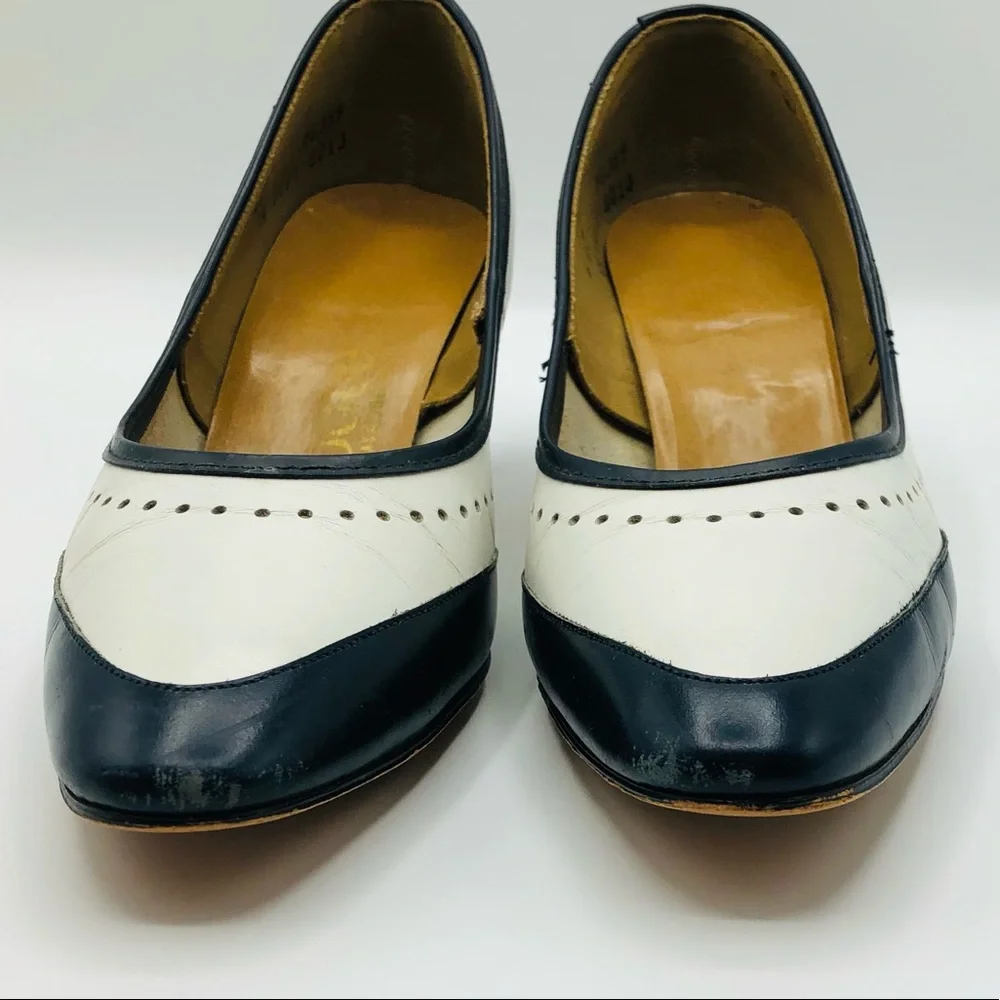 Vintage 70s Vogue Brand Oxford-Inspired Heels - Picture 9 of 16